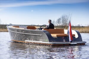 Van Baerdt E800 genomineerd voor Boot van het Jaar